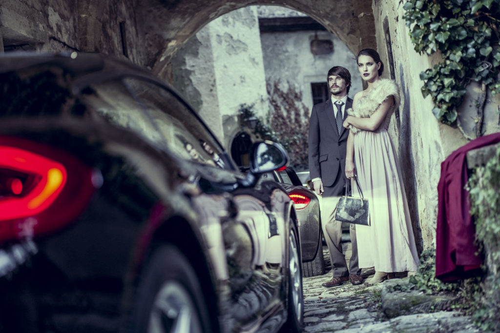 Peter Steinheisser fotografiert den Bildband "The Masque of the Red Death"